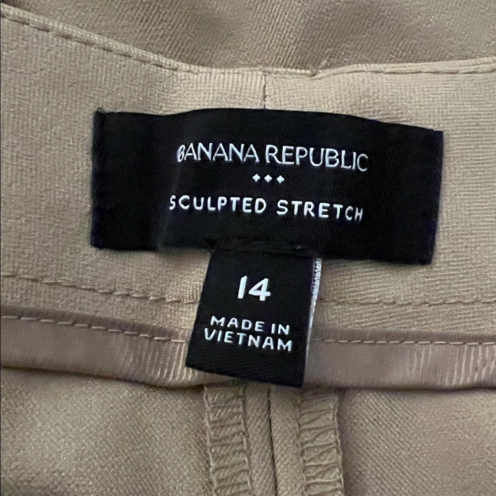 Banana Republic Sculpted Stretch Bootcut Pants Tan Size 14 - Picture 3 of 4